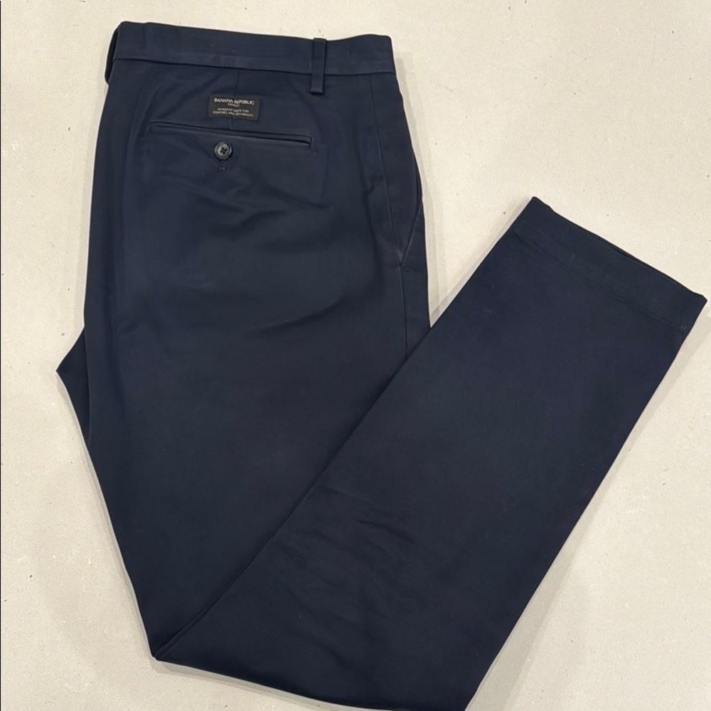 Mens Banana Republic Fulton Chino navy 33W x 32L